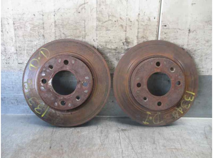 Recambio de disco freno delantero para peugeot 205 berlina 1.8 diesel referencia OEM IAM 613000  