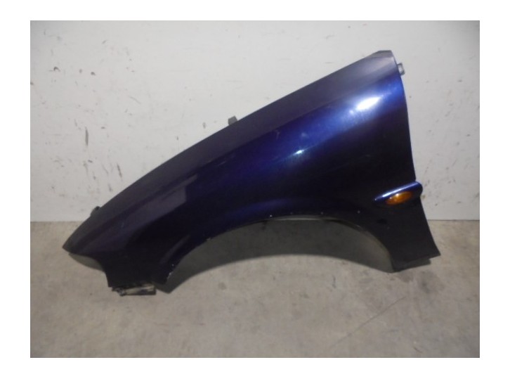 Recambio de aleta delantera izquierda para opel vectra b berlina 2.0 dti referencia OEM IAM 1101010 AZUL 