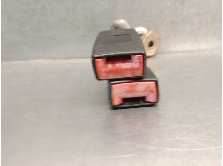 Recambio de enganche cinturon para volkswagen polo (9n1) 1.4 16v referencia OEM IAM 6Q0857488B 6Q0857488D 