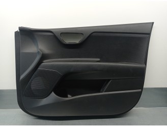 Recambio de guarnecido puerta delantera derecha para kia stonic (yb) 1.0 t-gdi referencia OEM IAM 82302H8100 