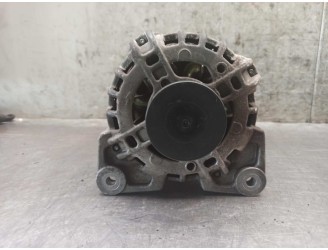 Recambio de alternador para dacia sandero ii 0.9 tce cat referencia OEM IAM 231005079R 231002854R BOSCH