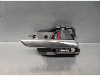 Recambio de maneta interior trasera derecha para mazda 3 sedán (bp) referencia OEM IAM BCJHV8392  5 PUERTAS