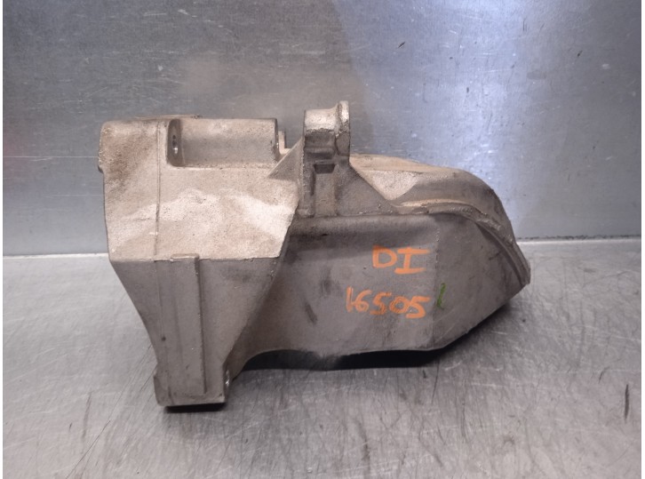 Replacement left engine mount for Mercedes-Benz E-Class (W212) Lim. 2.1 CDI CAT OEM IAM reference A6512230004 