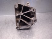 Replacement left engine mount for Mercedes-Benz E-Class (W212) saloon 2.1 CDi CAT OEM IAM reference A6512230004 