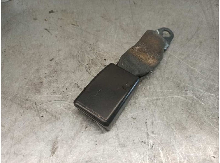 Recambio de enganche cinturon para dacia sandero ii 0.9 tce cat referencia OEM IAM SIN REFE  