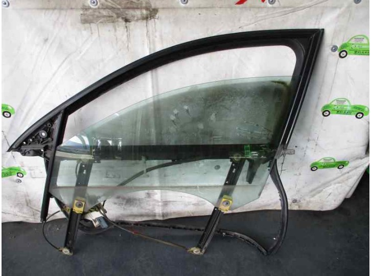 Replacement front left window regulator for Audi A6 Allroad Quattro (4FH) 3.0 V6 24V TDI OEM IAM reference 4F0959801D 5 CAB