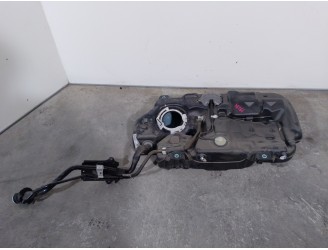 Recambio de deposito combustible para mazda 3 sedán (bp) referencia OEM IAM 2190460353  CESTA 26