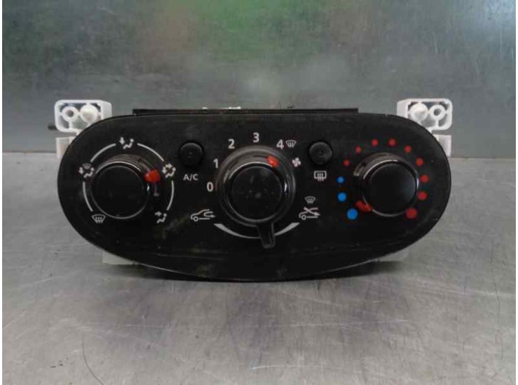 Recambio de mando calefaccion / aire acondicionado para dacia sandero ii 0.9 tce cat referencia OEM IAM 275102986R  