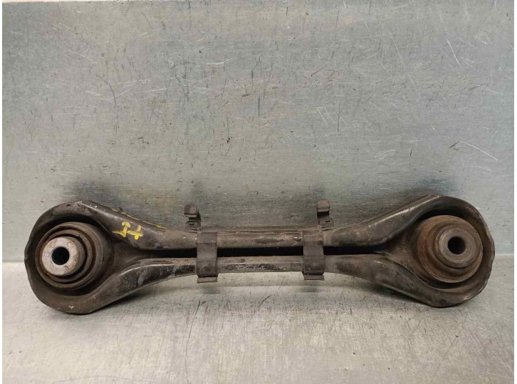 Recambio de brazo suspension superior trasero izquierdo para bmw serie 1 berlina (e81/e87) 2.0 16v referencia OEM IAM 3332677798
