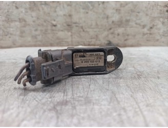 Recambio de sensor presion para renault laguna ii (bg0) 2.2 dci turbodiesel referencia OEM IAM 8200155613 BOSCH