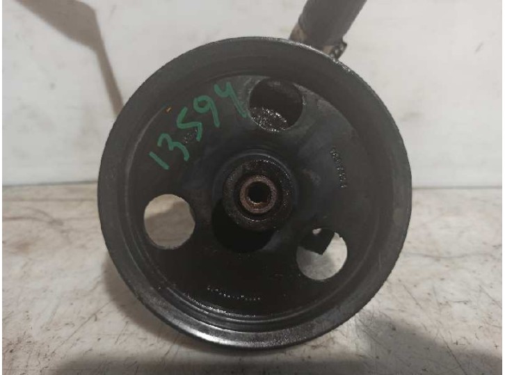 Replacement power steering pump for Ford Mondeo sedan (GD) 1.8 16V CAT OEM IAM reference 7FB2600 HBDAE 