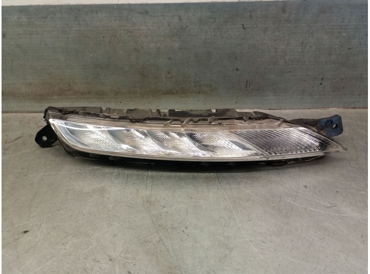 Recambio de piloto delantero derecho para citroën c4 picasso ii 1.2 thp 130 referencia OEM IAM 9676036280 9822653680 