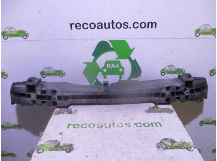 Recambio de refuerzo paragolpes trasero para renault clio iii 1.5 dci diesel referencia OEM IAM 8200290084 DE PLSATICO 