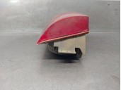 Recambio de piloto trasero derecho para renault 5 (b/c40) 1.0 referencia OEM IAM 7701030762  5 PUERTAS