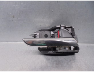 Recambio de maneta interior delantera derecha para mazda 3 sedán (bp) referencia OEM IAM BCJHV8392  5 PUERTAS