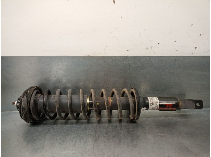 Replacement rear right shock absorber for Rover 400 II (RT) 420 Si Lux OEM IAM reference RPD102020 22103692 DELPHI