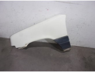 Recambio de aleta delantera izquierda para renault 5 (b/c40) 1.0 referencia OEM IAM 7751638370 BLANCA 