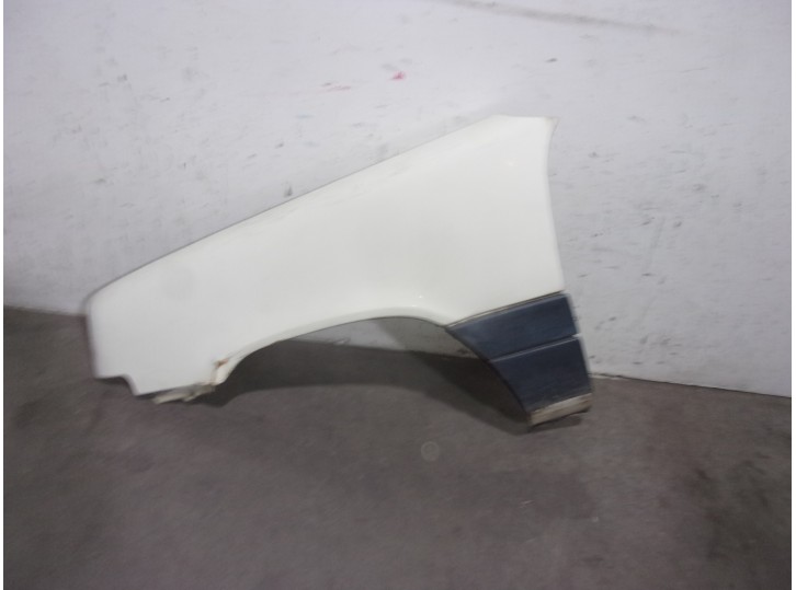 Recambio de aleta delantera izquierda para renault 5 (b/c40) 1.0 referencia OEM IAM 7751638370 BLANCA 