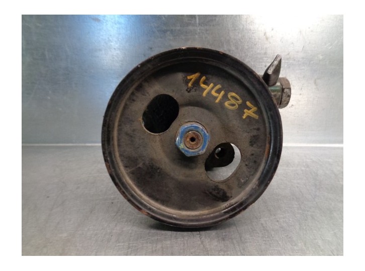 Replacement power steering pump for Hyundai H1 2.5 turbodiesel OEM IAM reference 571004A010 