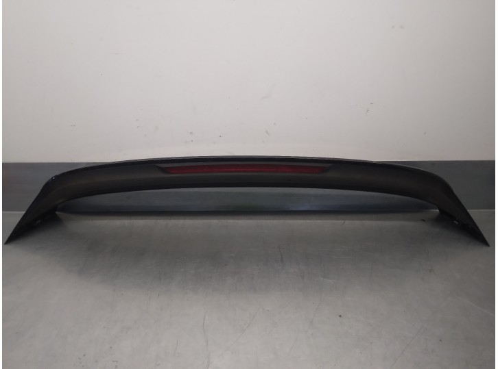 Recambio de aleron trasero para volkswagen t-cross 1.0 tsi referencia OEM IAM 2GM827933F 