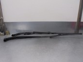 Recambio de brazo limpia delantero derecho para mazda 3 sedán (bp) referencia OEM IAM BHS267321 BHS367321 