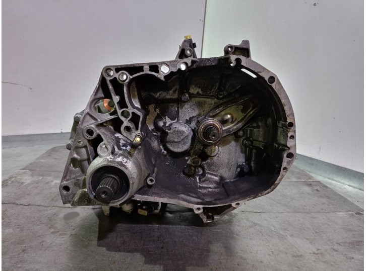 Replacement gearbox for Renault 5 (B/C40) 1.0 OEM IAM reference JB4003 S010044 7701653353