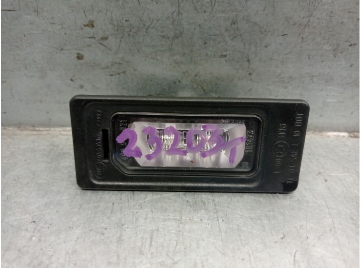 Recambio de piloto matricula para audi a3 limousine (8vs, 8vm) 1.6 tdi referencia OEM IAM 4G0943021 4G0943021 