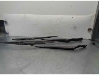 Recambio de brazo limpia delantero derecho para cadillac cts 3.2 v6 cat referencia OEM IAM 12335744 12487635 