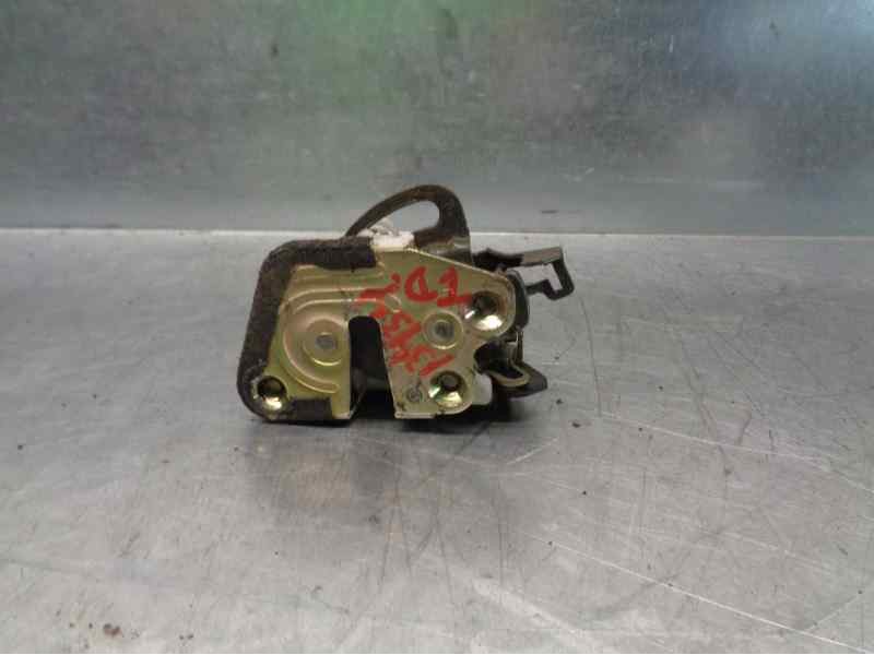 Recambio de cerradura puerta trasera derecha para hyundai galloper santano 2.0 105 cv. referencia OEM IAM   5 PUERTAS