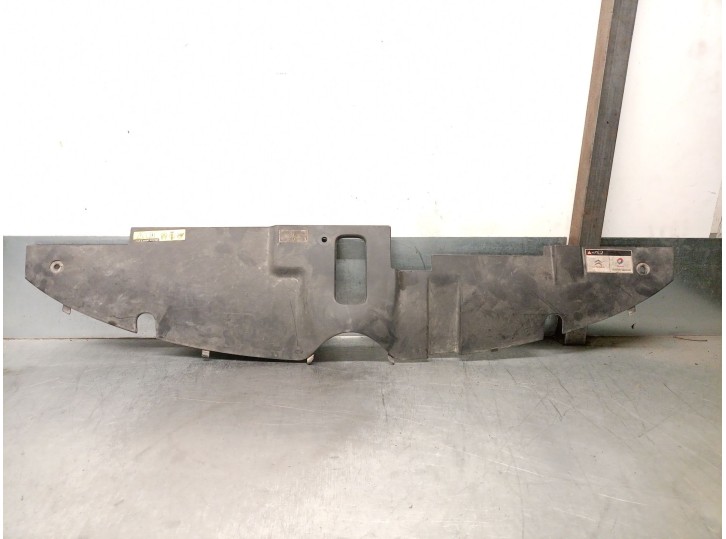 Replacement front panel for Citroën C4 Picasso II 1.6 BlueHDi 120 OEM IAM reference 9676038577 96760385XT 