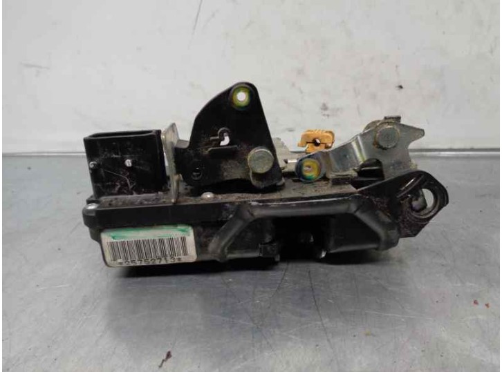 Replacement front left door lock for Cadillac CTS 3.2 V6 CAT OEM IAM reference 25752713 8 PINS 5 DOORS