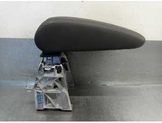 Recambio de apoyabrazos central para audi a3 limousine (8vs, 8vm) 1.6 tdi referencia OEM IAM 8V0864283 8V0864283 