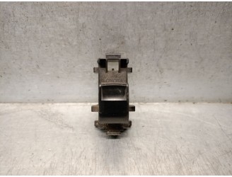 Recambio de mando elevalunas delantero derecho para peugeot 108 1.0 vti 72 referencia OEM IAM B000954680 B000954680 