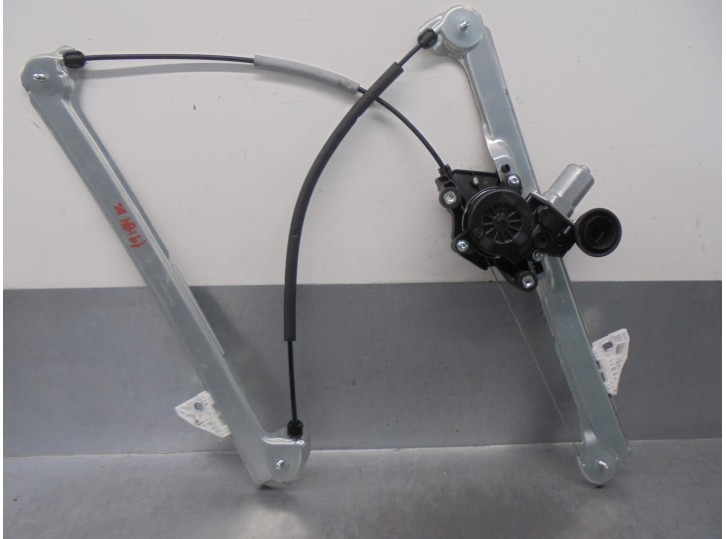 Recambio de elevalunas delantero izquierdo para mazda 3 sedán (bp) referencia OEM IAM BCJH5958X 2 PINES 5 PUERTAS