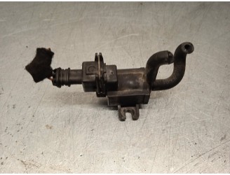 Replacement vacuum solenoid valve for Opel Meriva A 1.7 16V OEM IAM reference 72244800 PIERBURG
