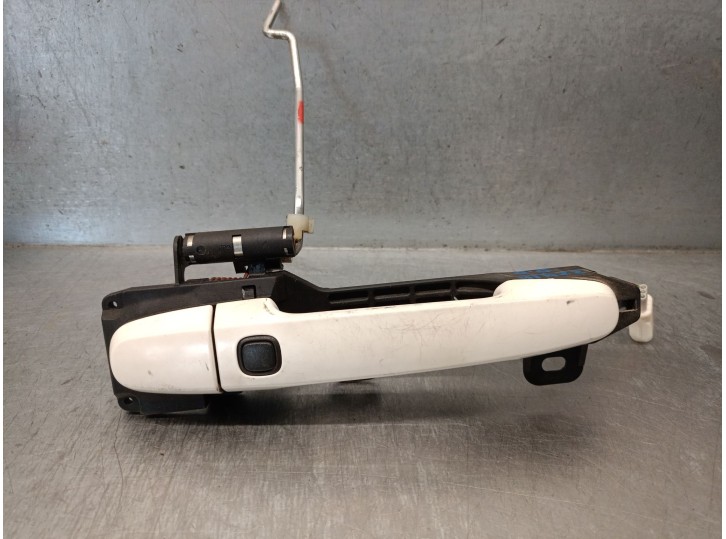 Recambio de maneta exterior delantera derecha para peugeot 108 1.0 vti 72 referencia OEM IAM B000974380 B000974380 