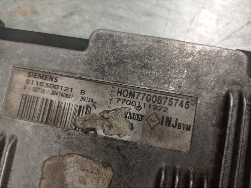 Recambio de centralita motor uce para renault megane i scenic (ja0) 1.6 referencia OEM IAM 7700111772  