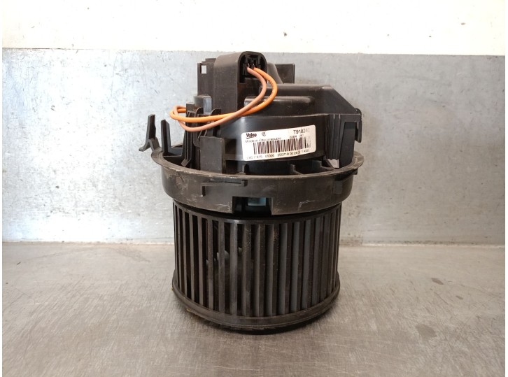 Recambio de motor calefaccion para peugeot 108 1.0 vti 72 referencia OEM IAM B000493380 B000493380 T918262 VALEO