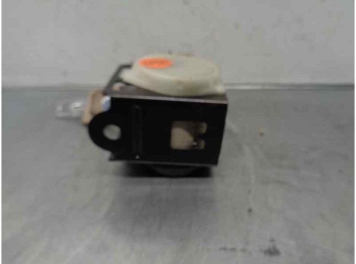 Recambio de cinturon seguridad trasero central para cadillac cts 3.2 v6 cat referencia OEM IAM 10369716 