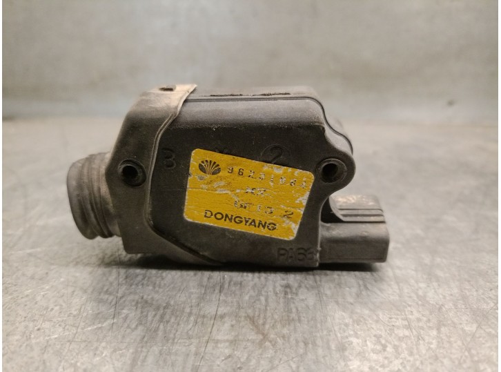 Recambio de motor cierre centralizado trasero derecho para daewoo aranos 2.0 referencia OEM IAM 96231864 