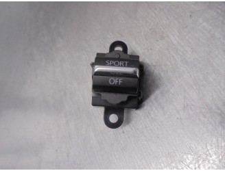 Recambio de interruptor para mazda 3 sedán (bp) referencia OEM IAM BDGF66YK0  