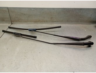 Recambio de brazo limpia delantero derecho para honda civic vii hatchback (eu, ep, ev) 1.7 ctdi (ep4, eu9) referencia OEM IAM 76