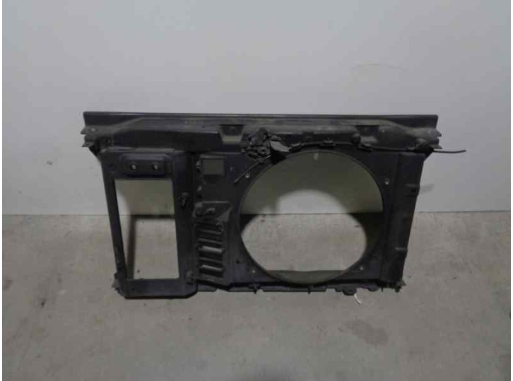 Replacement front radiator grille for Peugeot 307 (S1) OEM IAM reference FIBER FRONT PANEL WITH LOCK 