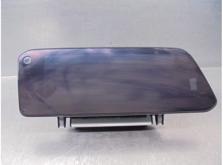 Recambio de pantalla multifuncion para mazda 3 sedán (bp) referencia OEM IAM BDGG611J0C B90148339 