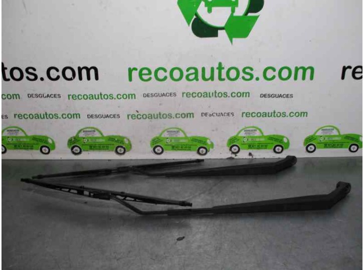 Replacement front right wiper arm for Toyota Yaris Verso (NCP2/NLP2) 1.4 turbodiesel CAT OEM IAM reference 