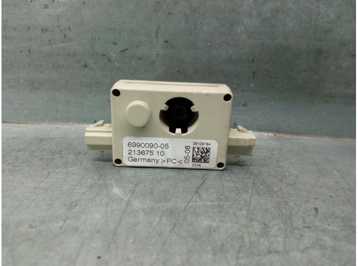 Recambio de antena para bmw 3 coupé (e92) 320 d referencia OEM IAM 6990090 21367510