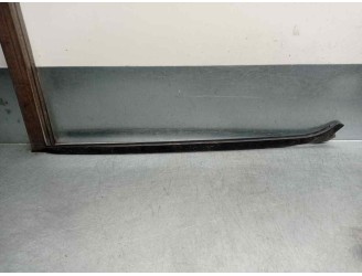 Recambio de molduras delanteras para bmw serie 3 lim. (f30) 318d referencia OEM IAM 7258188 22339910 