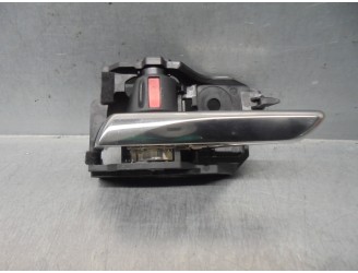 Recambio de maneta interior trasera izquierda para mazda 3 sedán (bp) referencia OEM IAM BCJHV8393  5 PUERTAS