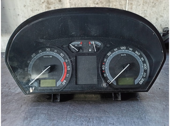 Recambio de cuadro instrumentos para skoda fabia familiar (6y5) 1.4 tdi referencia OEM IAM 6Y0920882E 110080253 VD1