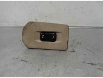 Recambio de mando elevalunas trasero izquierdo para cadillac cts 3.2 v6 cat referencia OEM IAM 25750264  